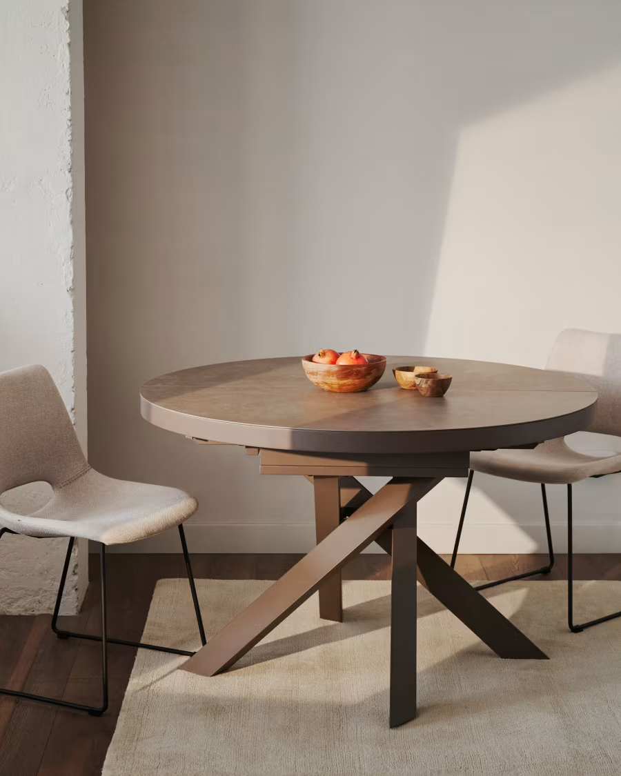 Kave Home Vashti round extendable table, porcelain and steel legs with a brown f