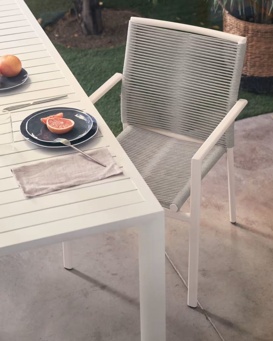 Kave Home 4 x Culip aluminium and cord stackable outdoor chair in white