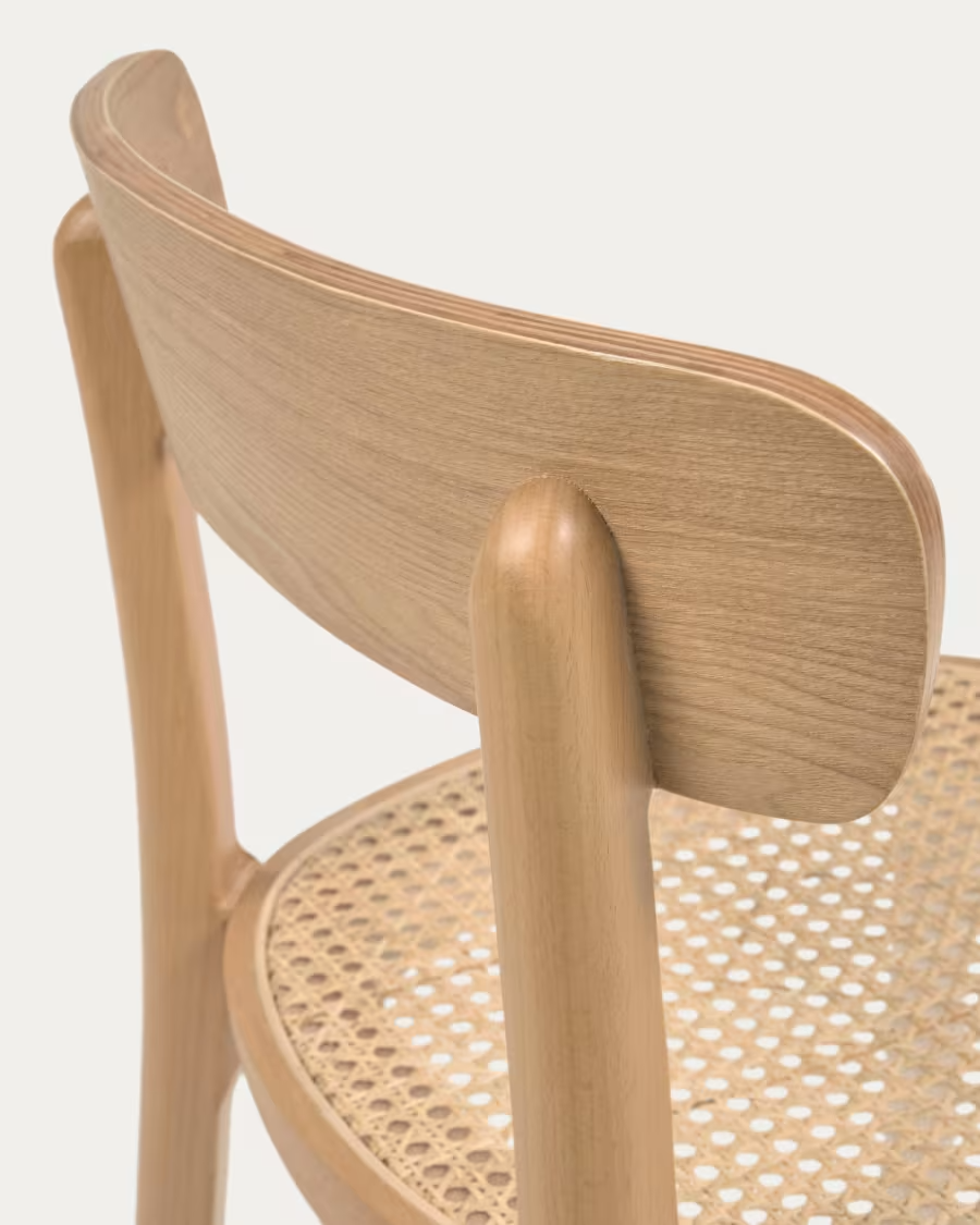 Kave home Romane chair in solid beech with natural finish, ash veneer and rattan