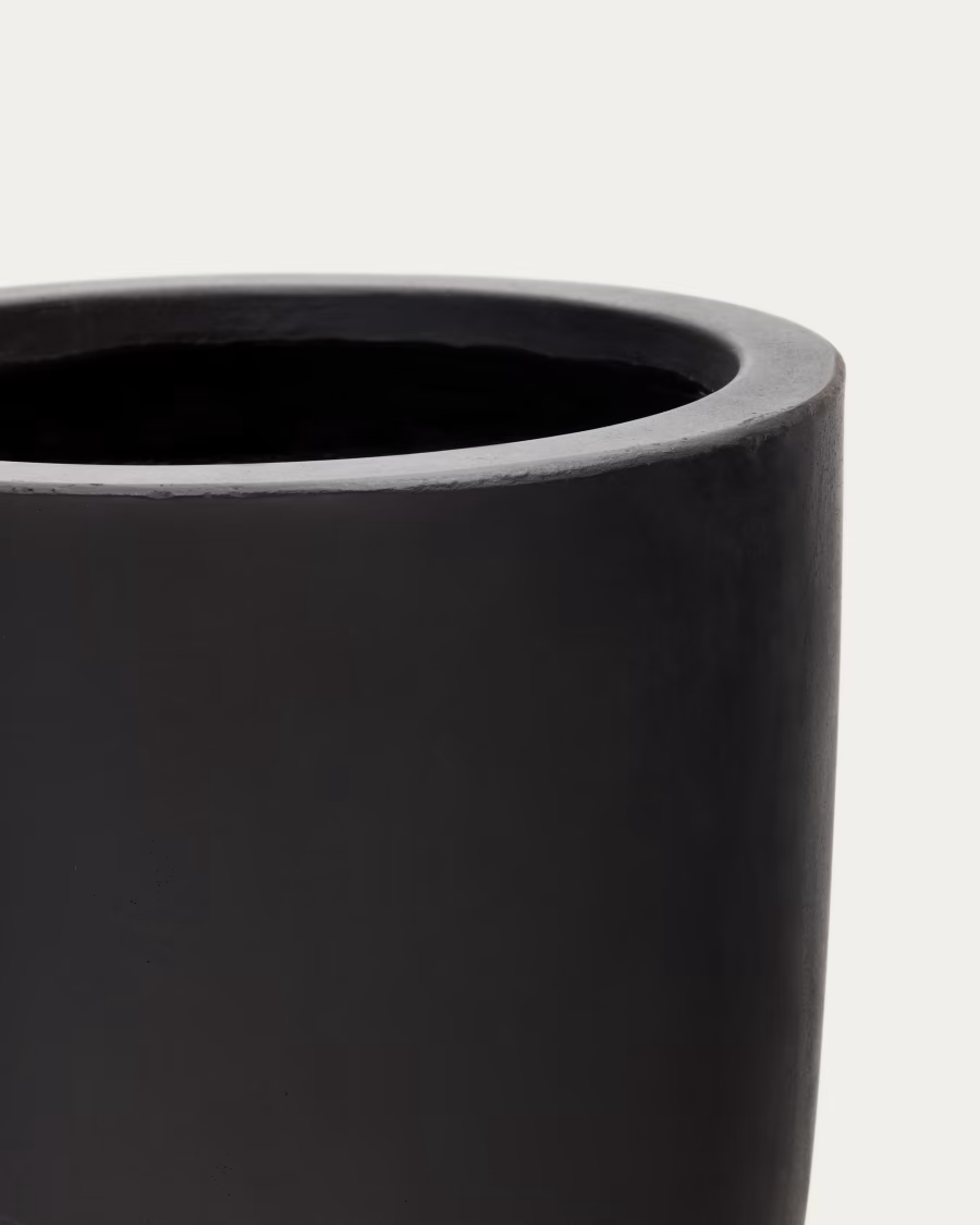 Kave Home Aiguablava plant pot in black cement, Ø 39 cm