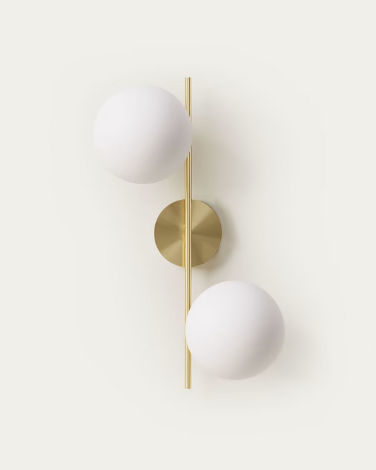 Kave Home Mahala steel wall light with brass finish and two frosted glass sphere