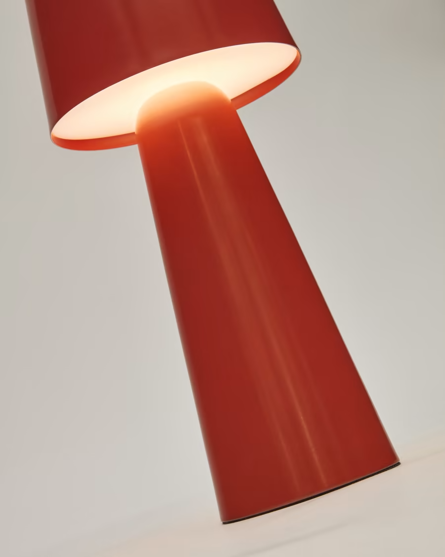 Kave Home Arenys large table lamp with a red painted finish